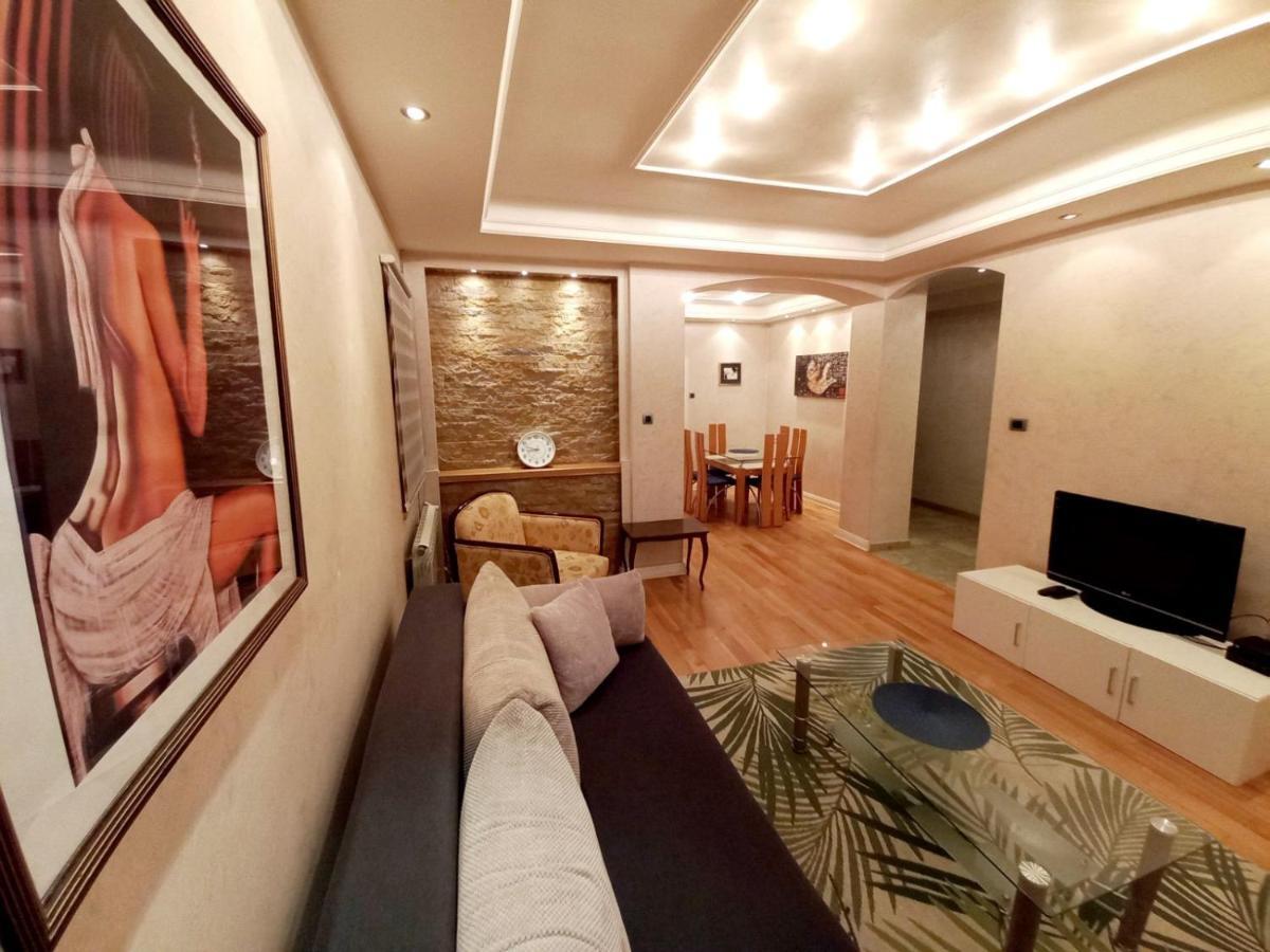 Alex Lux Apartman Belgrád Kültér fotó